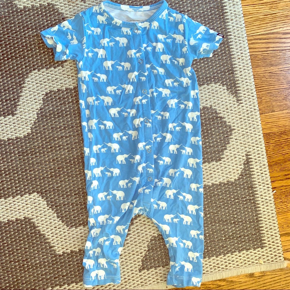 12-18mo Sweet Bamboo elephant print romper. NWOT!